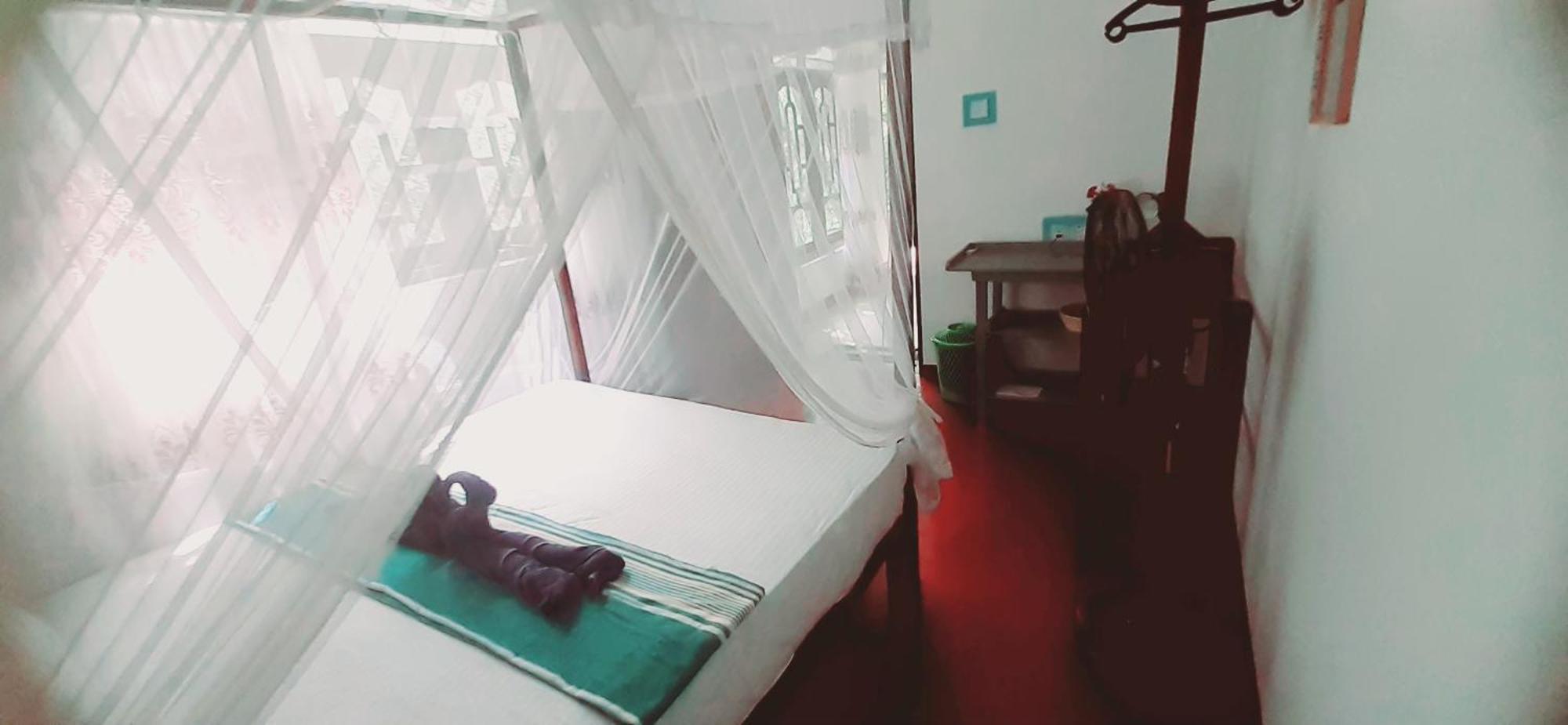 Bamboo Home Stay Hiriketiya ดิคเวลลา ห้อง รูปภาพ